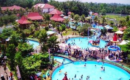 Featured image for Owabong: Wisata Air Favorit di Purbalingga